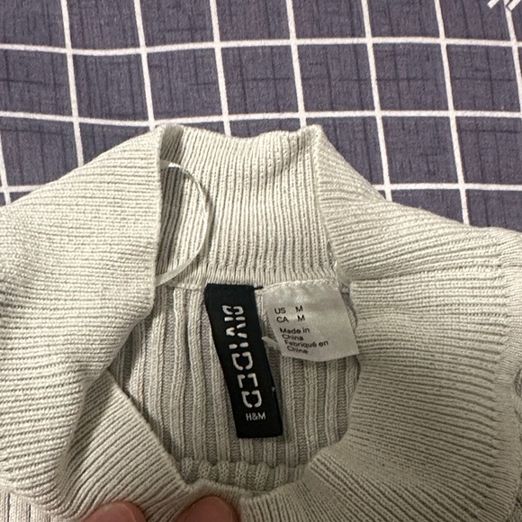 H&M Sleeveless Ribbed Crop Top - Cream - Picture 2 of 2